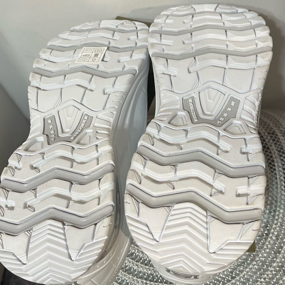 Sketchers Women’s Sport Premium Sneaker Size 10 White Leather NWT - Picture 12 of 12
